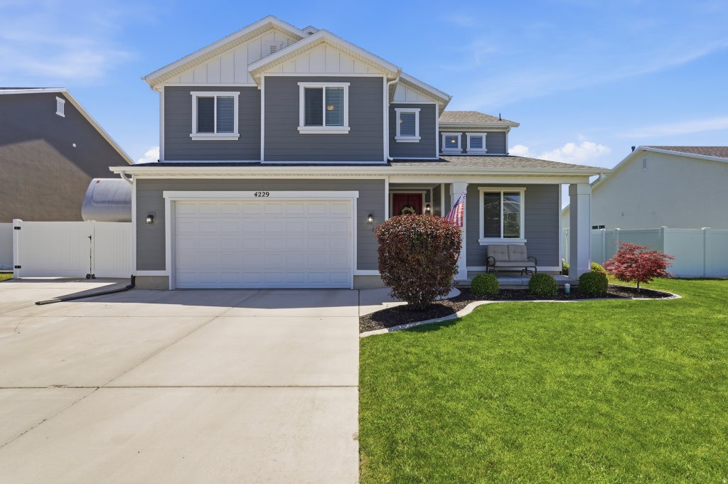 Photo of 4229 W 6025 S, Roy, UT 84067 (MLS # 2164212)