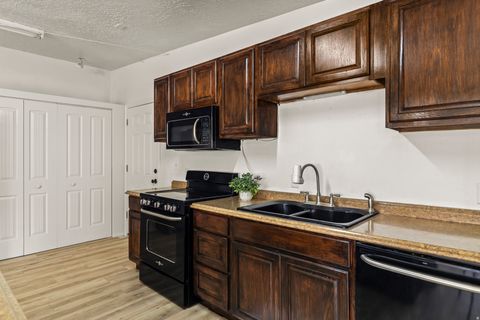 Tiny photo for 225 S 300 W, Redmond, UT 84652 (MLS # 2135157)