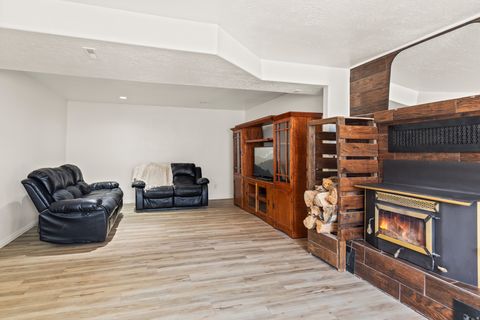 Tiny photo for 225 S 300 W, Redmond, UT 84652 (MLS # 2135157)