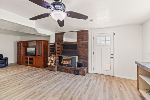 Tiny photo for 225 S 300 W, Redmond, UT 84652 (MLS # 2135157)