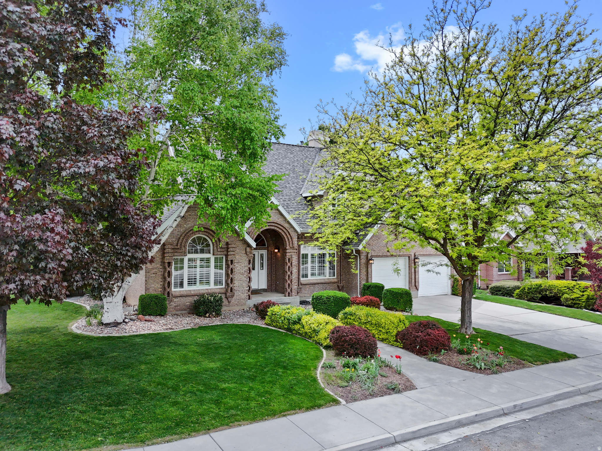 COUNTRY SPRINGS - Residential