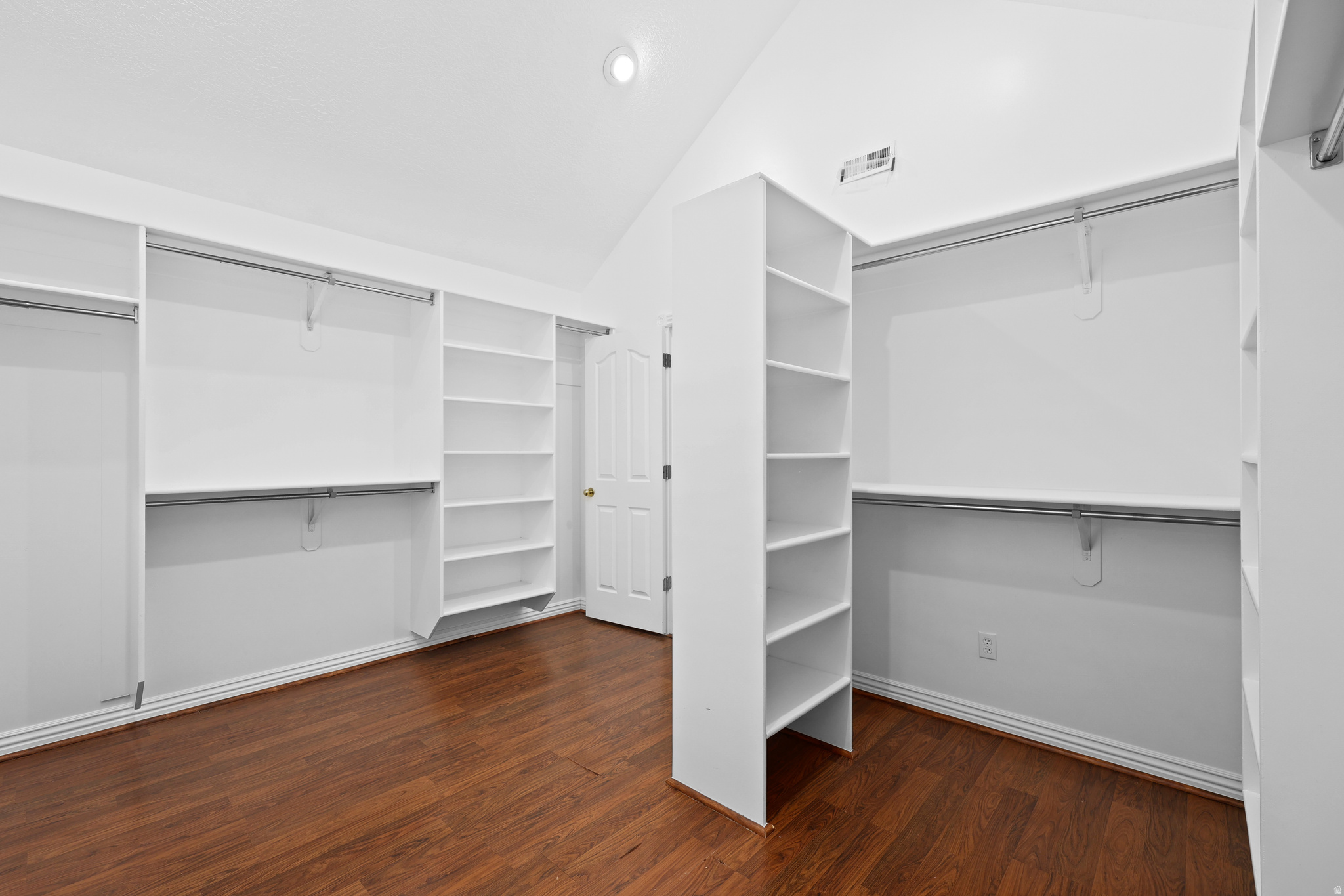 COUNTRY SPRINGS - Residential