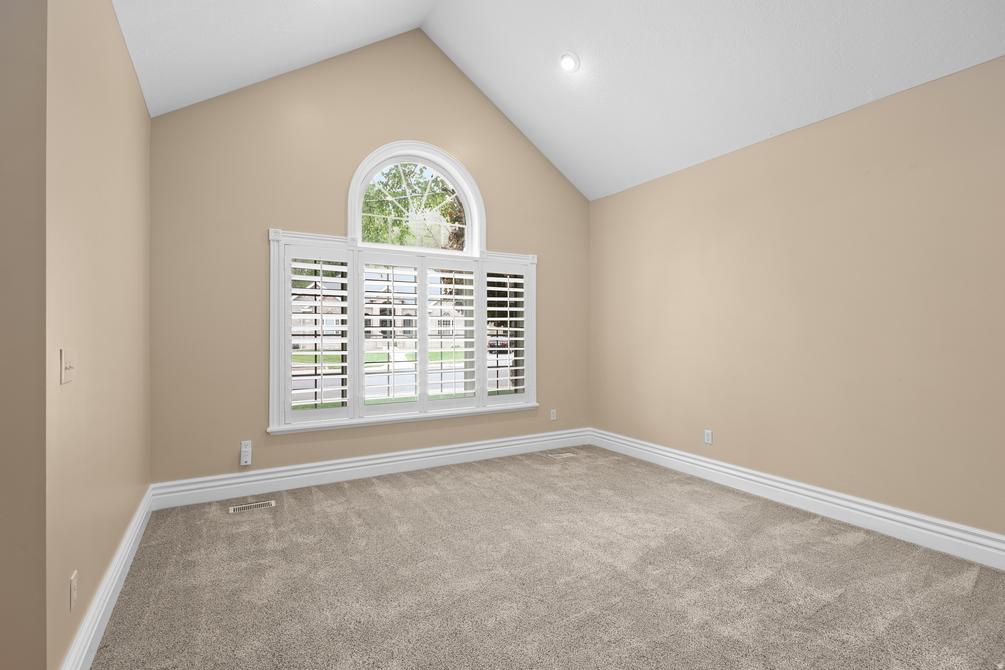 COUNTRY SPRINGS - Residential