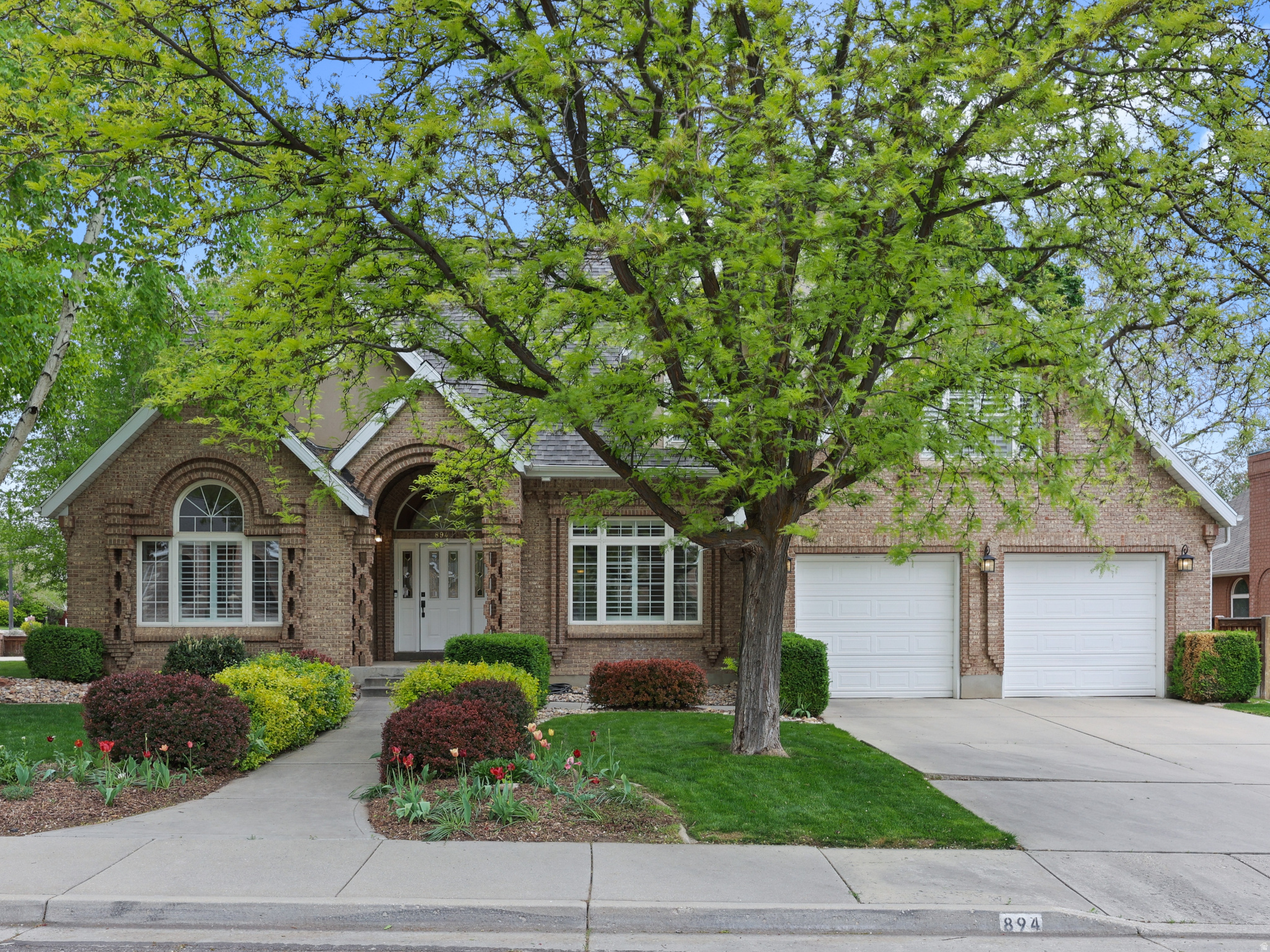 COUNTRY SPRINGS - Residential