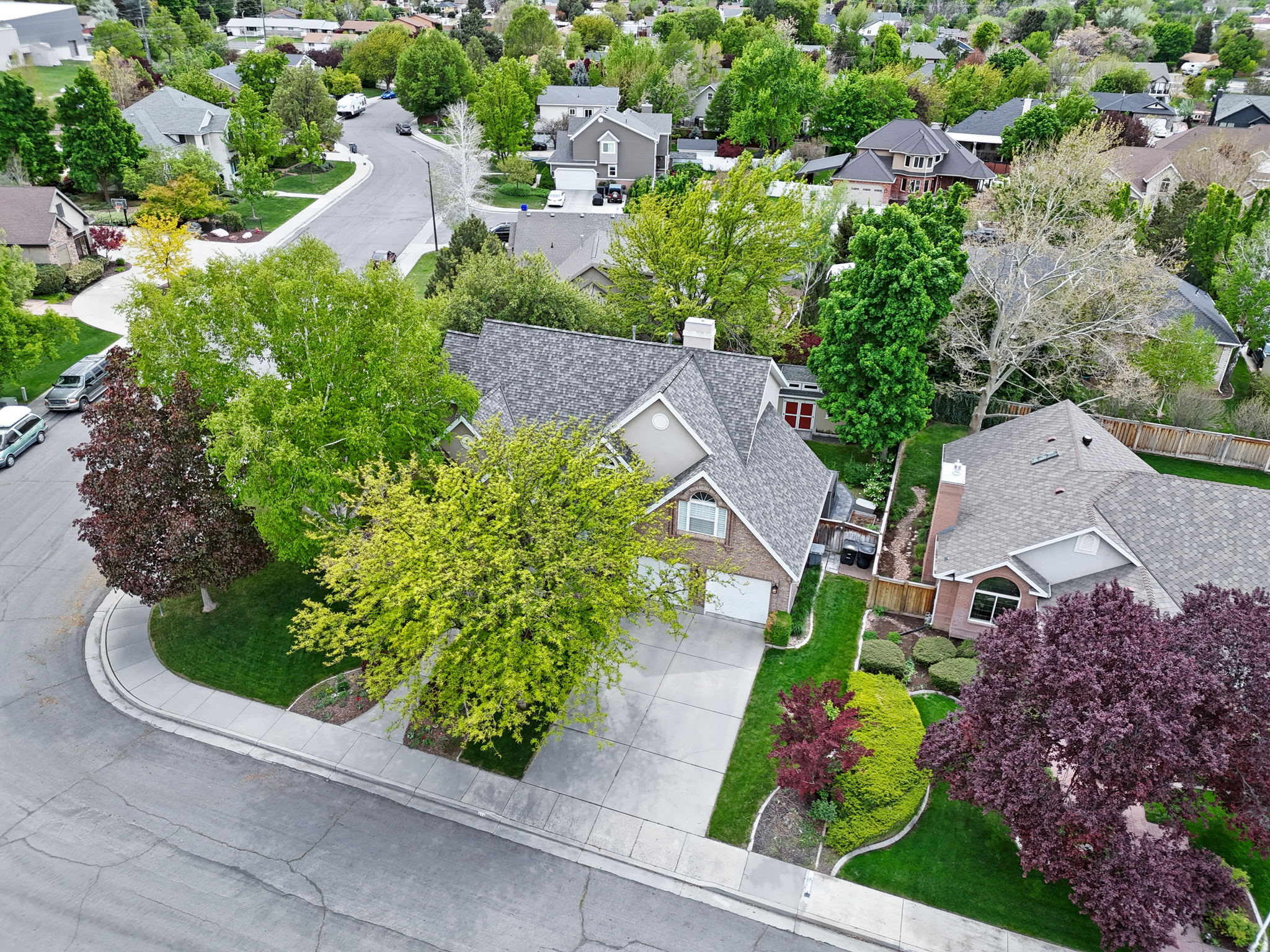 COUNTRY SPRINGS - Residential