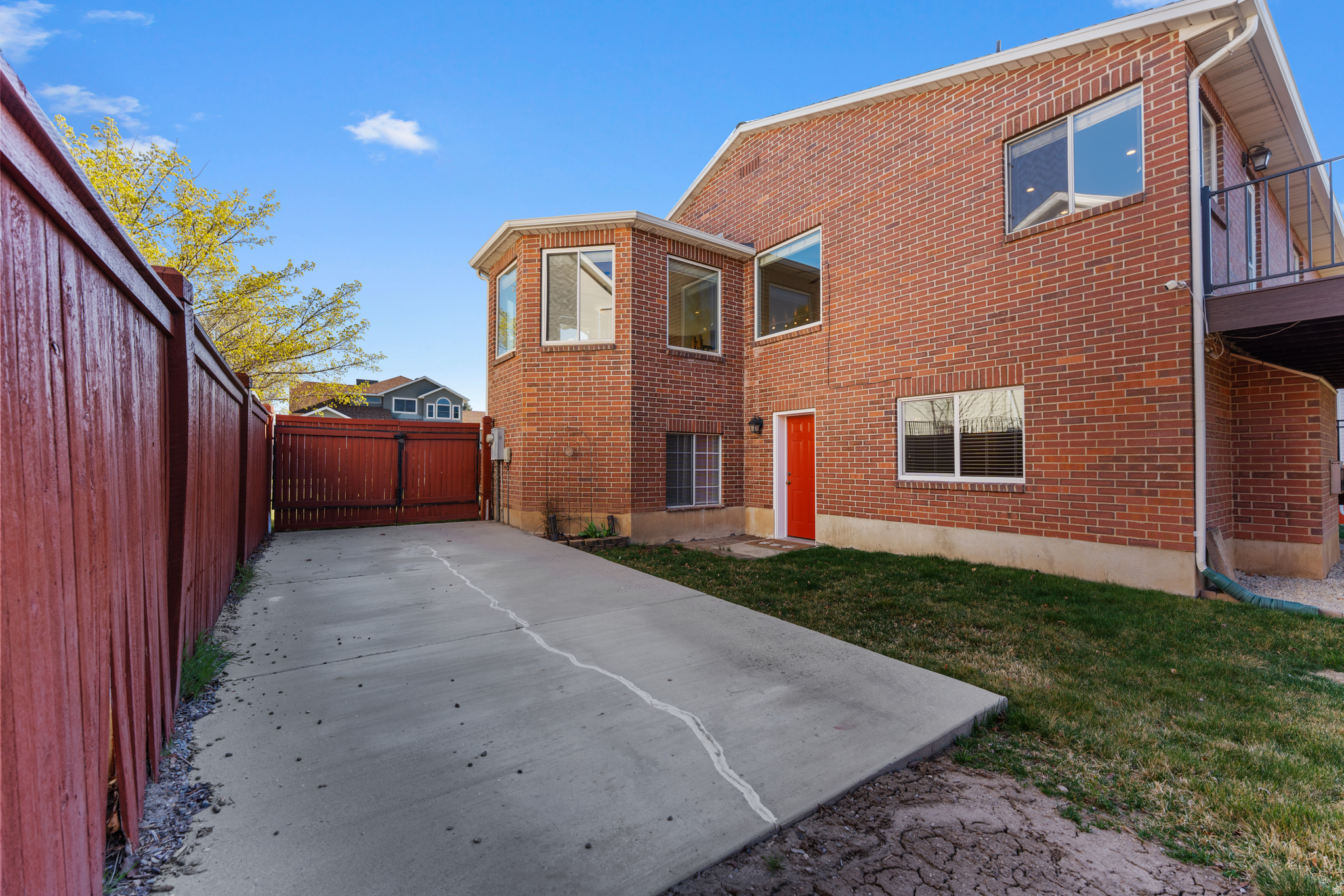 WHITE CITY - Residential