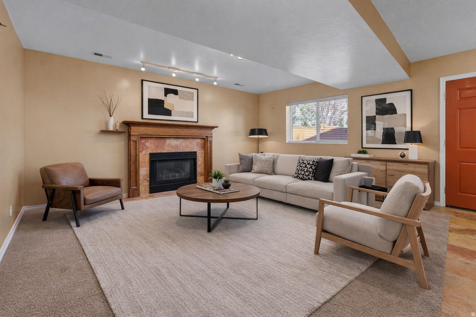 WHITE CITY - Residential