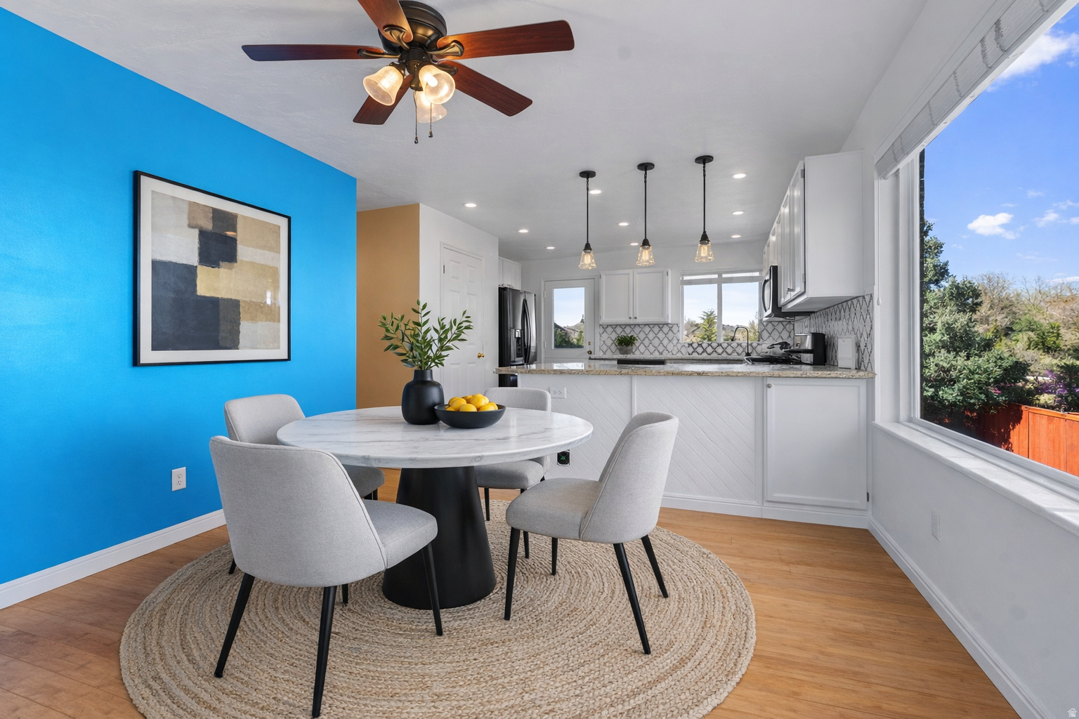 WHITE CITY - Residential