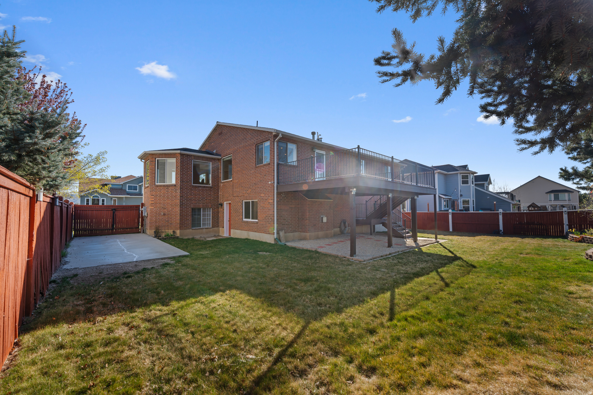 WHITE CITY - Residential