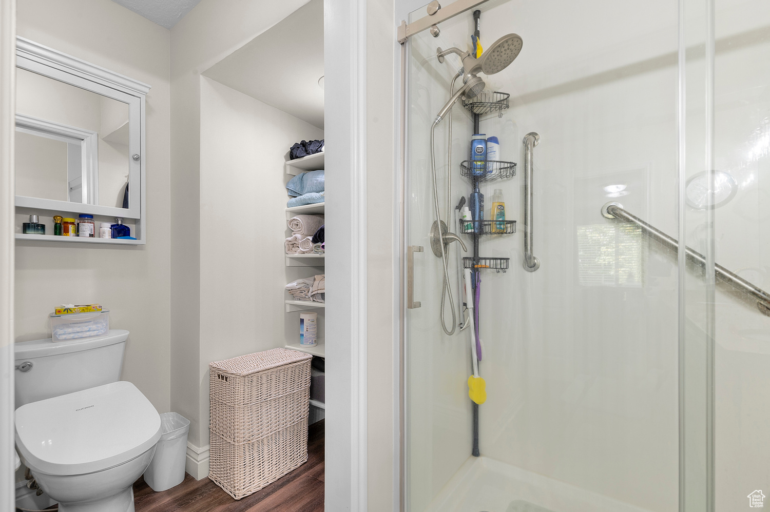 CORNERSTONE CONDM - Residential