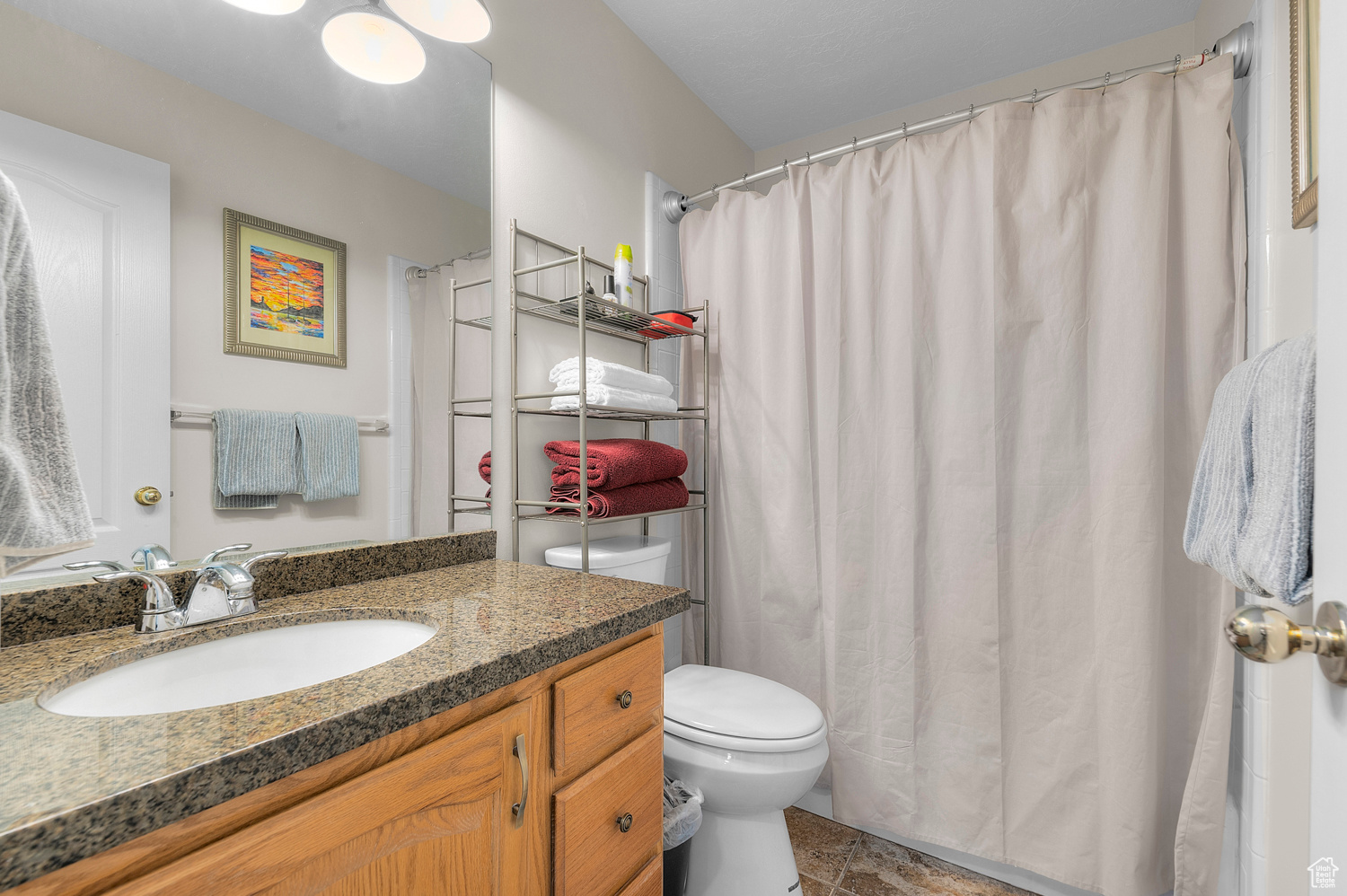 CORNERSTONE CONDM - Residential