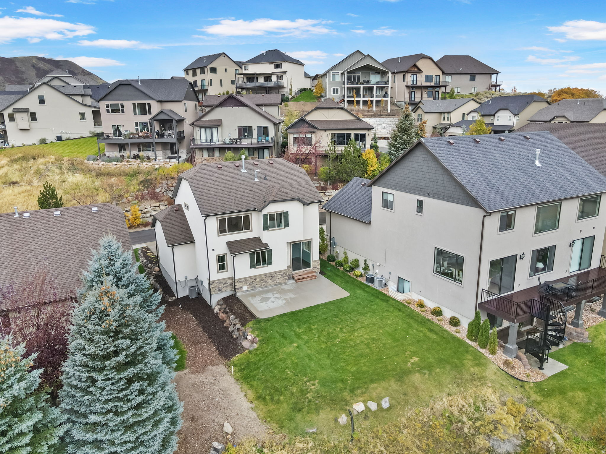 MONTREAUX AT SOUTH MOUNTAIN - Residential