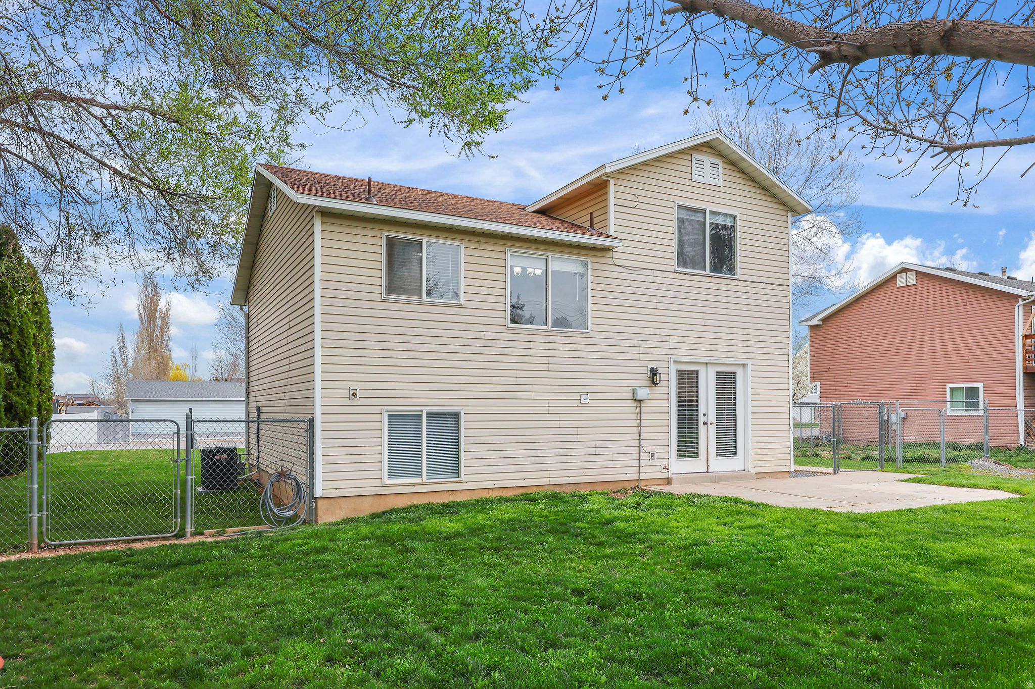 BRIDGES - Residential