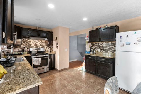 Tiny photo for 3452 S 7930 W, Magna, UT 84044 (MLS # 2155659)