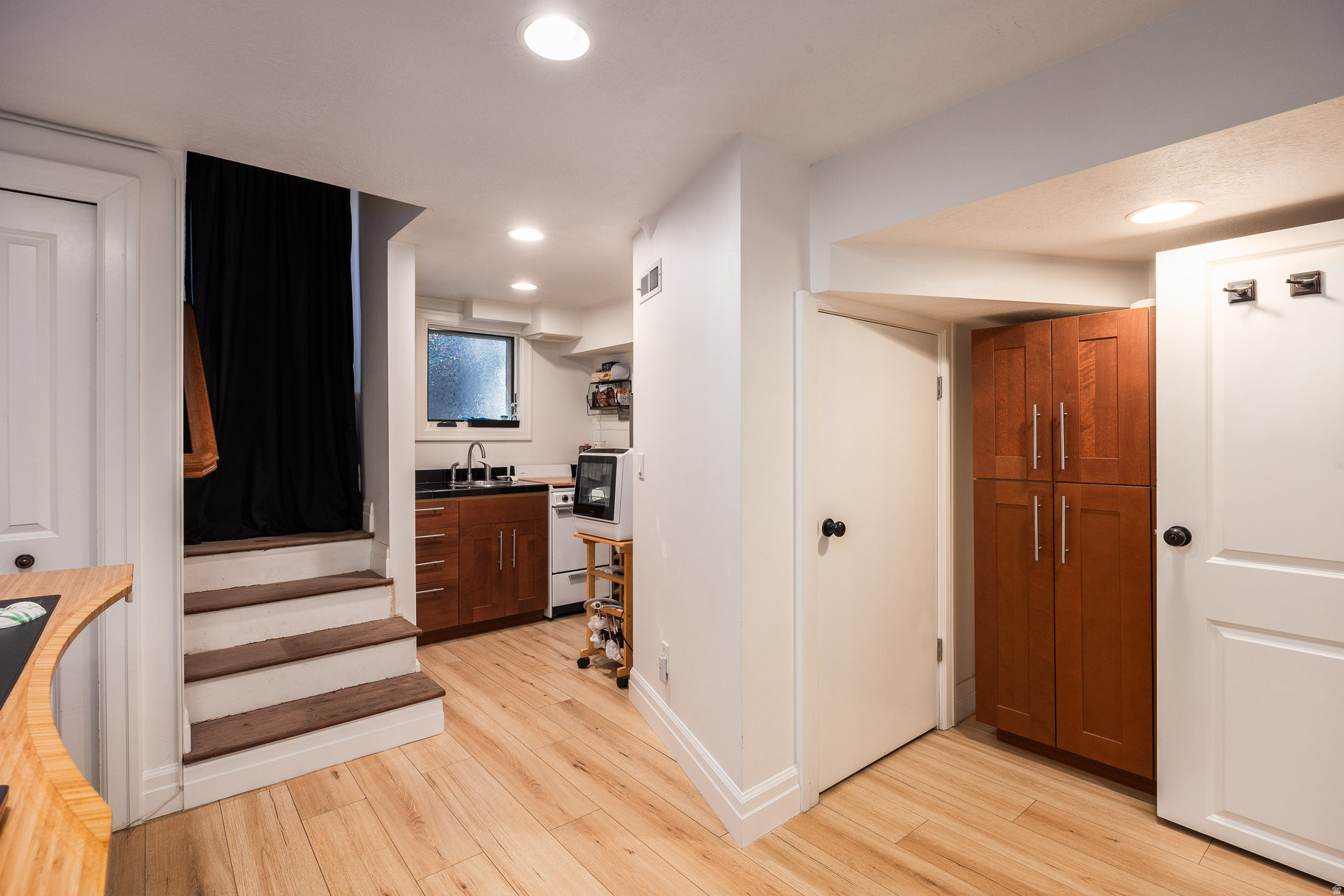 AVENUES - Residential