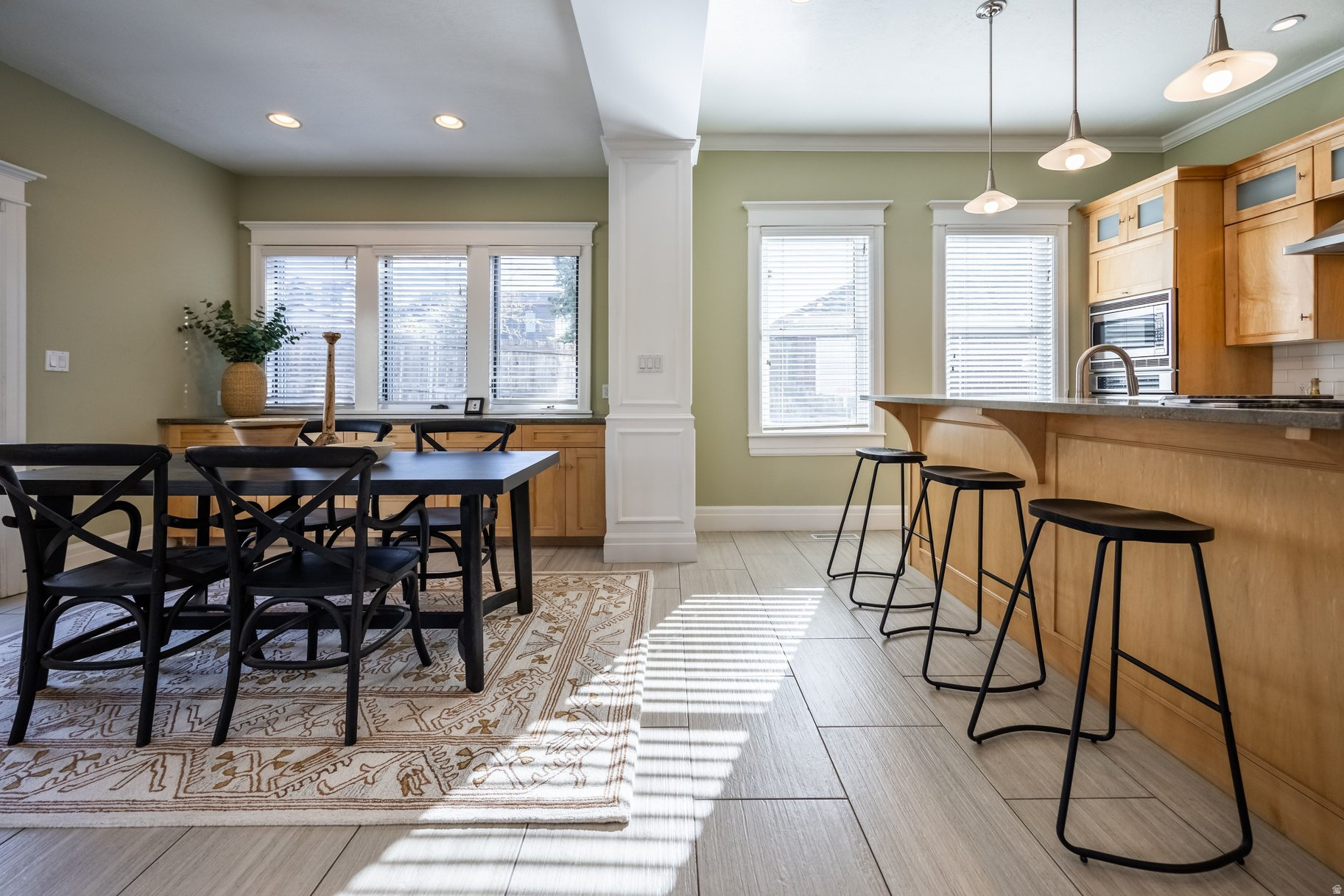 AVENUES - Residential