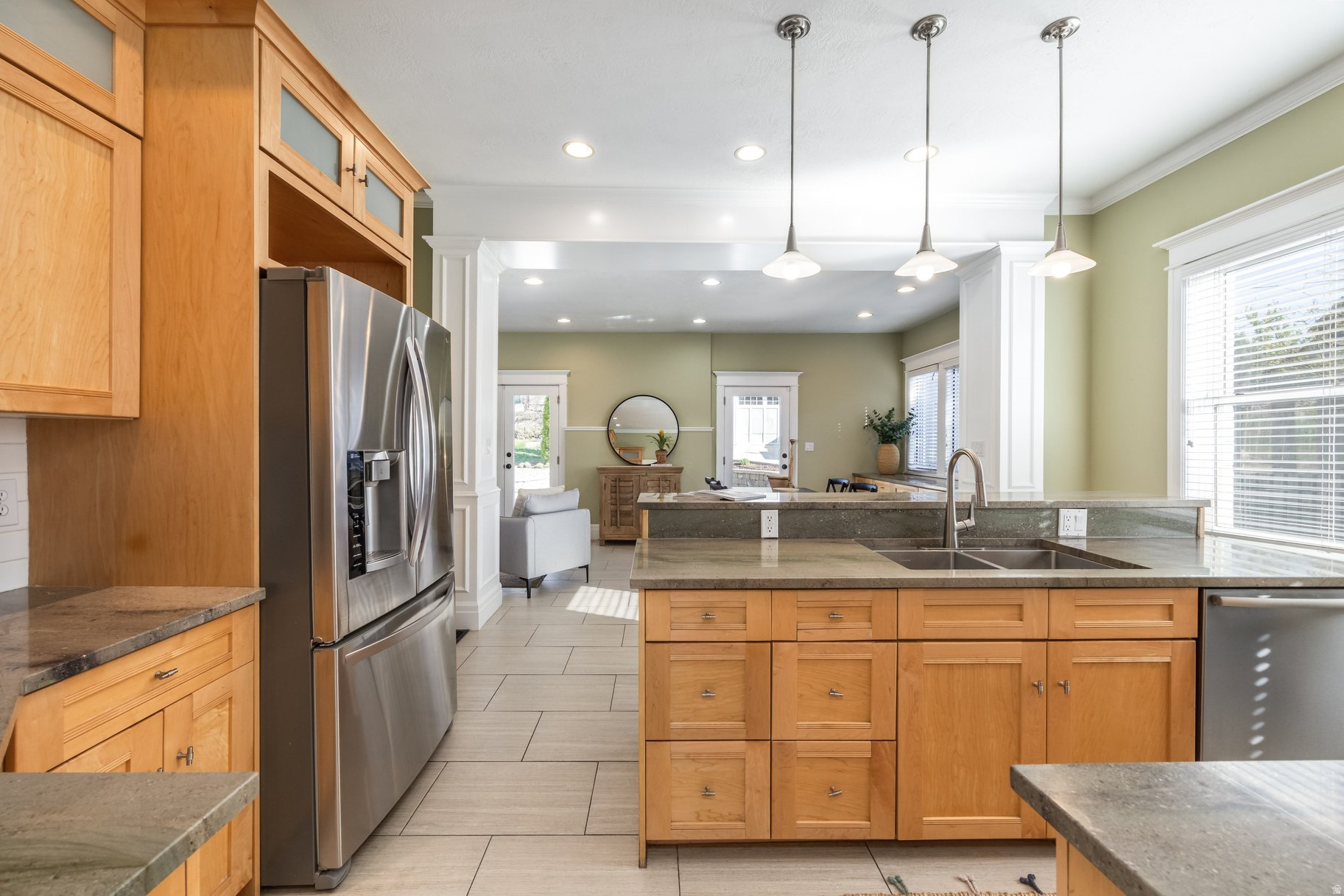 AVENUES - Residential