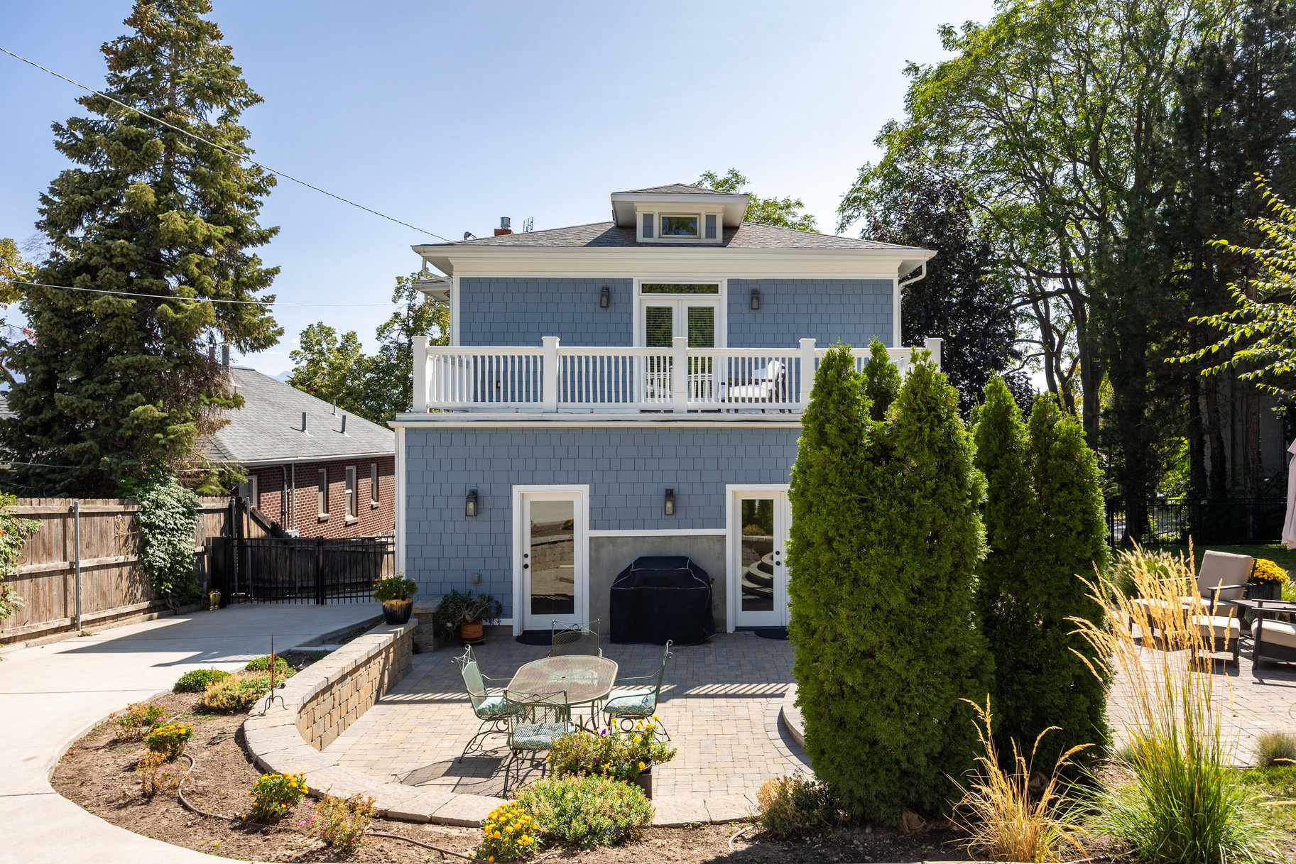 AVENUES - Residential