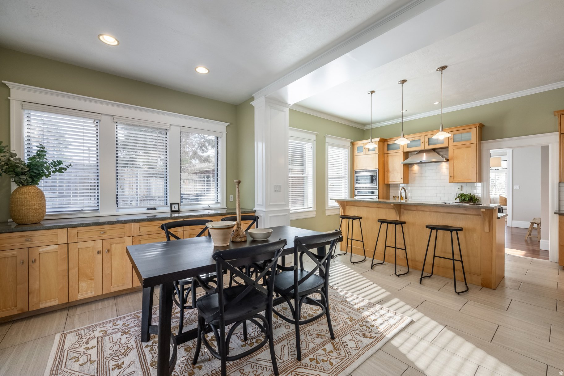 AVENUES - Residential