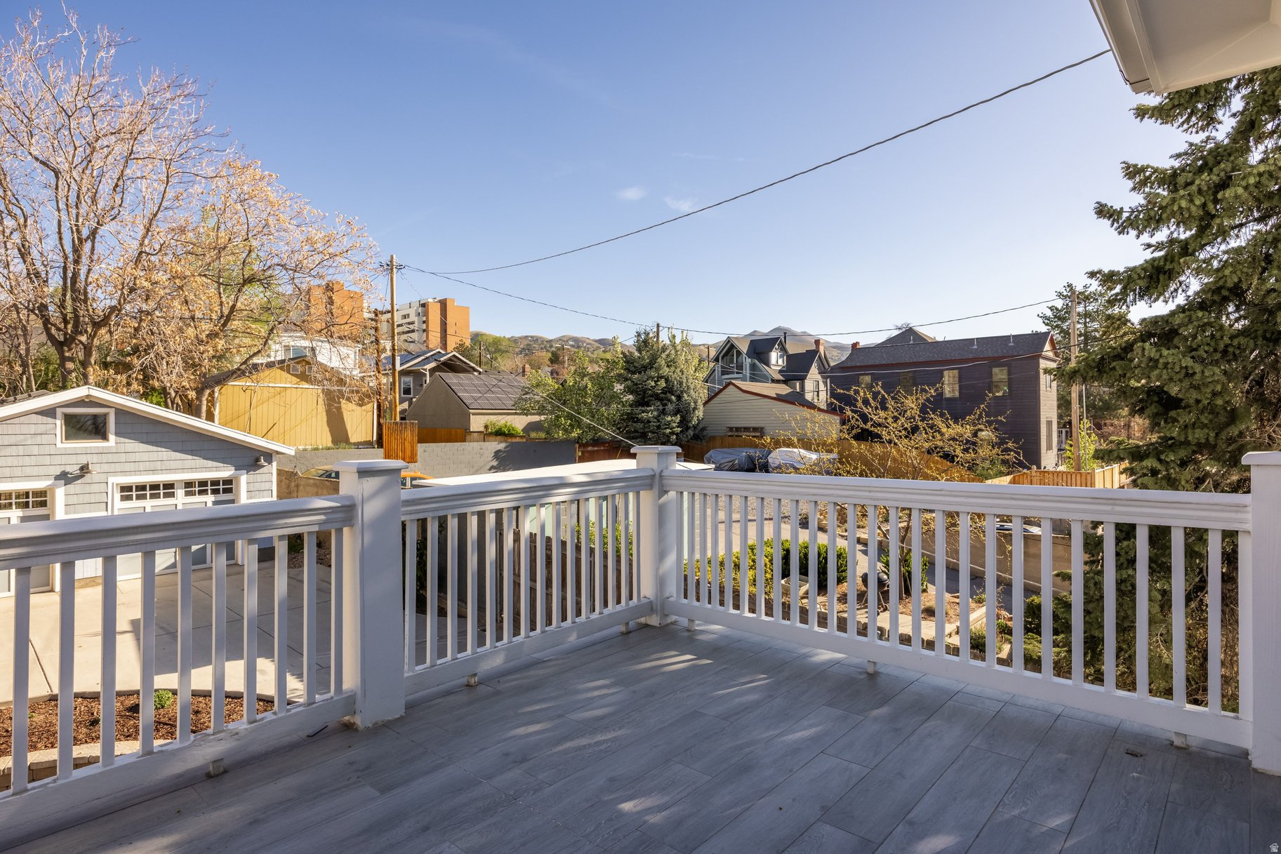 AVENUES - Residential