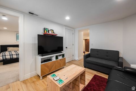 Tiny photo for 265 E FIFTH AVE, Salt Lake City, UT 84103 (MLS # 2112520)