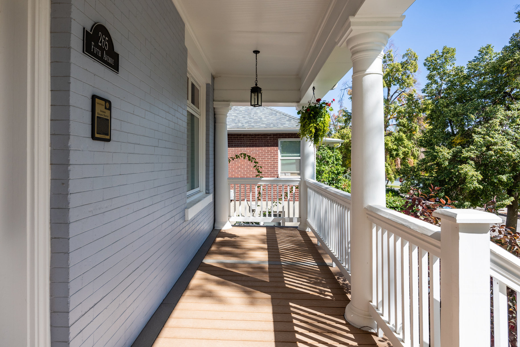 AVENUES - Residential