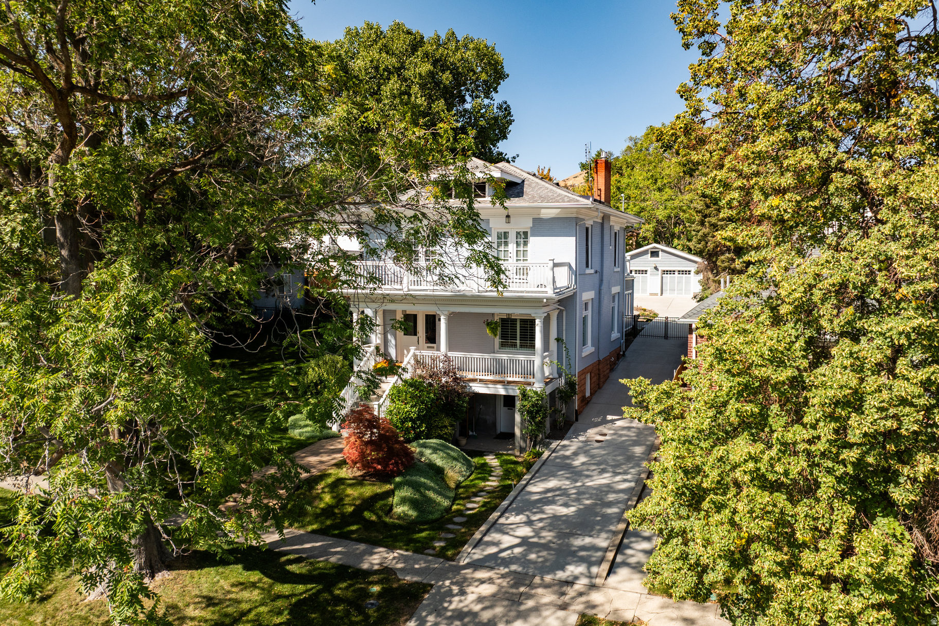 AVENUES - Residential