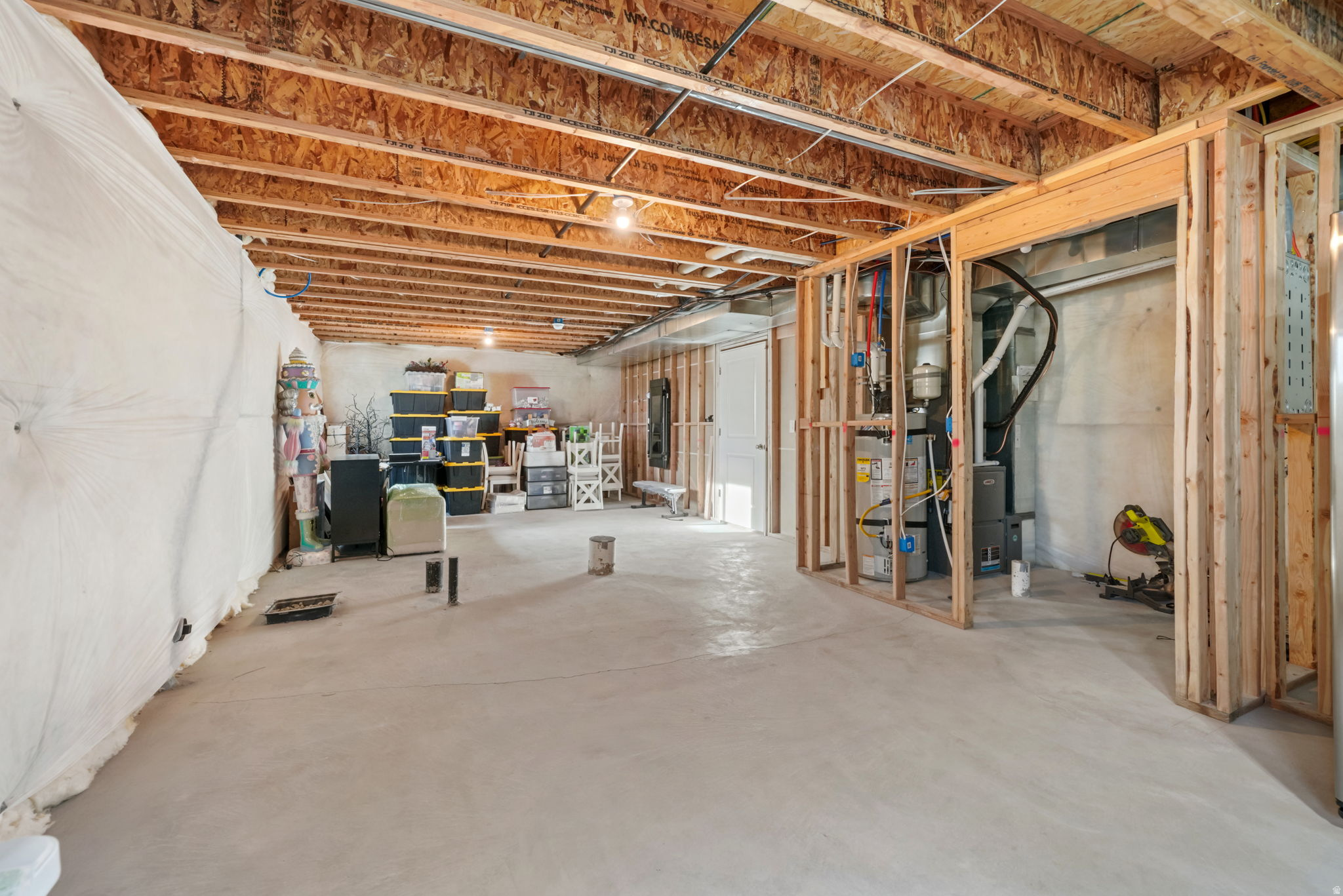 OVERLAND - Residential