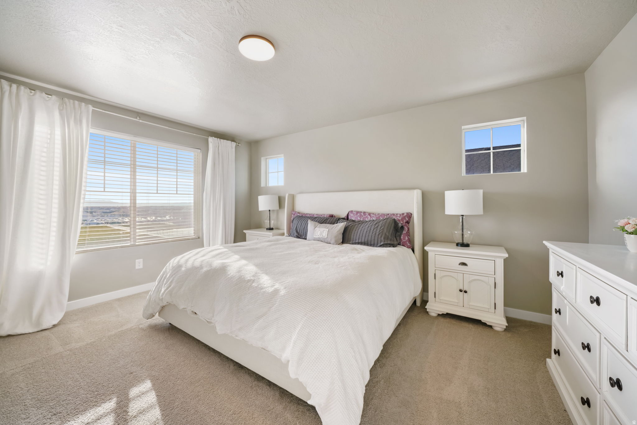 OVERLAND - Residential