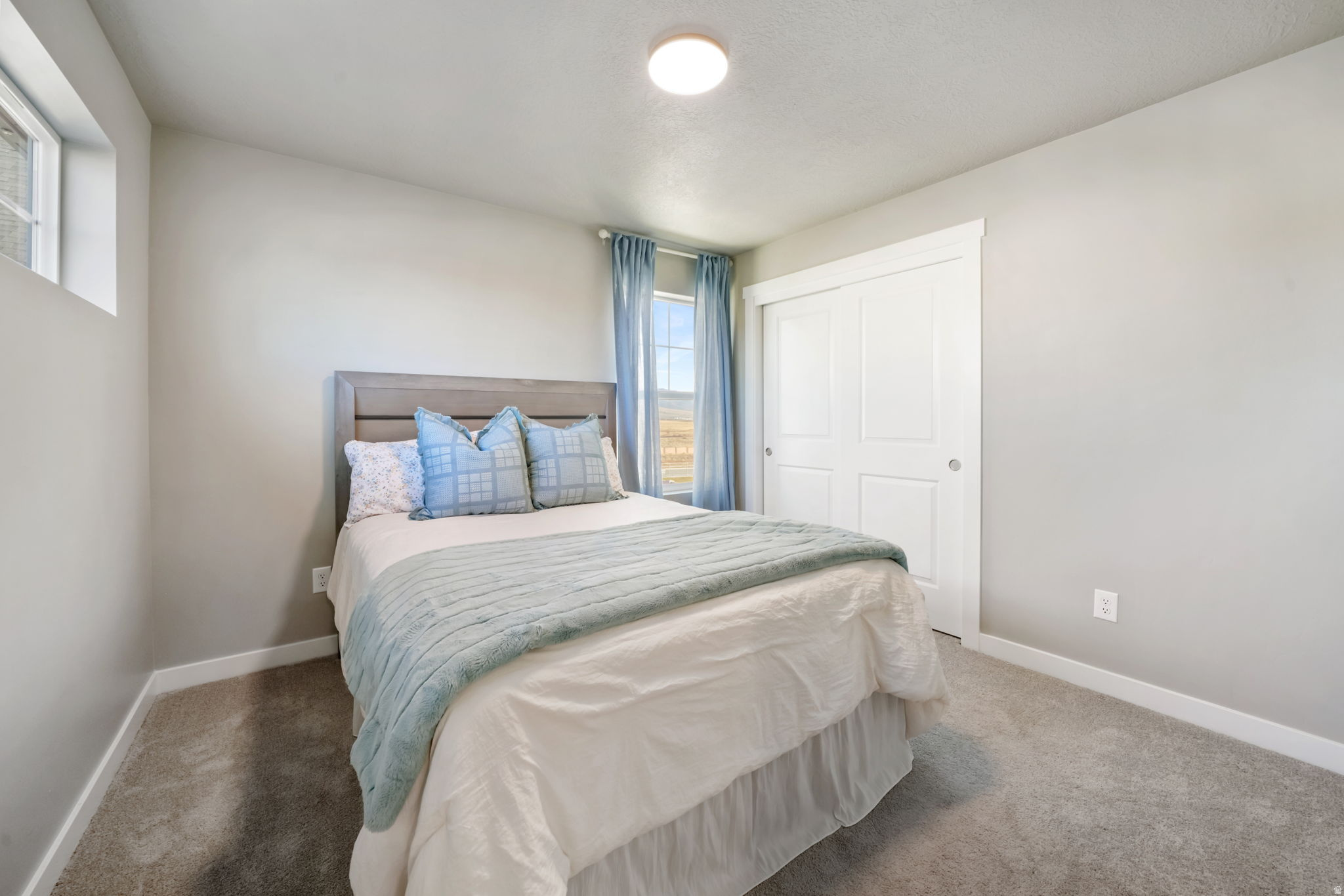 OVERLAND - Residential