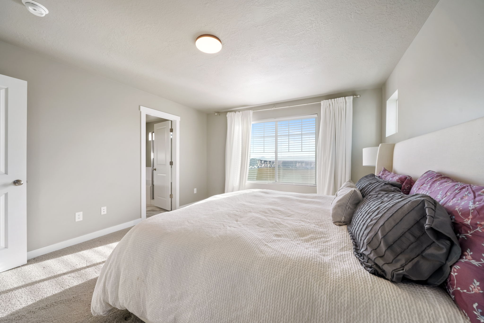 OVERLAND - Residential