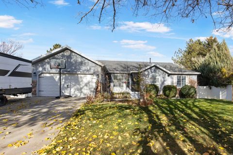 Tiny photo for 5798 W PLUMBAGO AVE, Salt Lake City, UT 84118 (MLS # 2124856)
