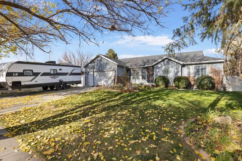 Tiny photo for 5798 W PLUMBAGO AVE, Salt Lake City, UT 84118 (MLS # 2124856)