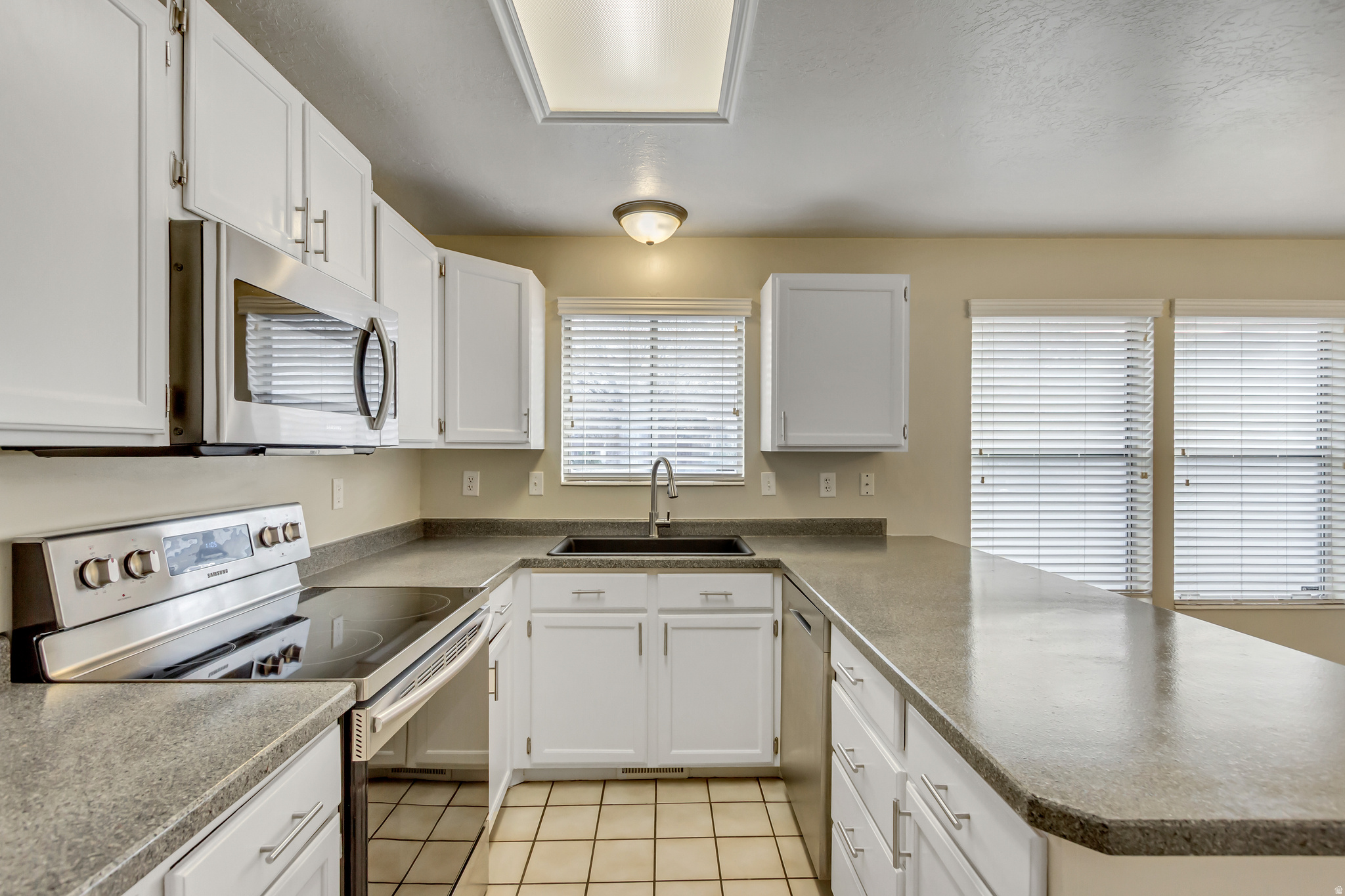 DAVID STREET #4 - Residential