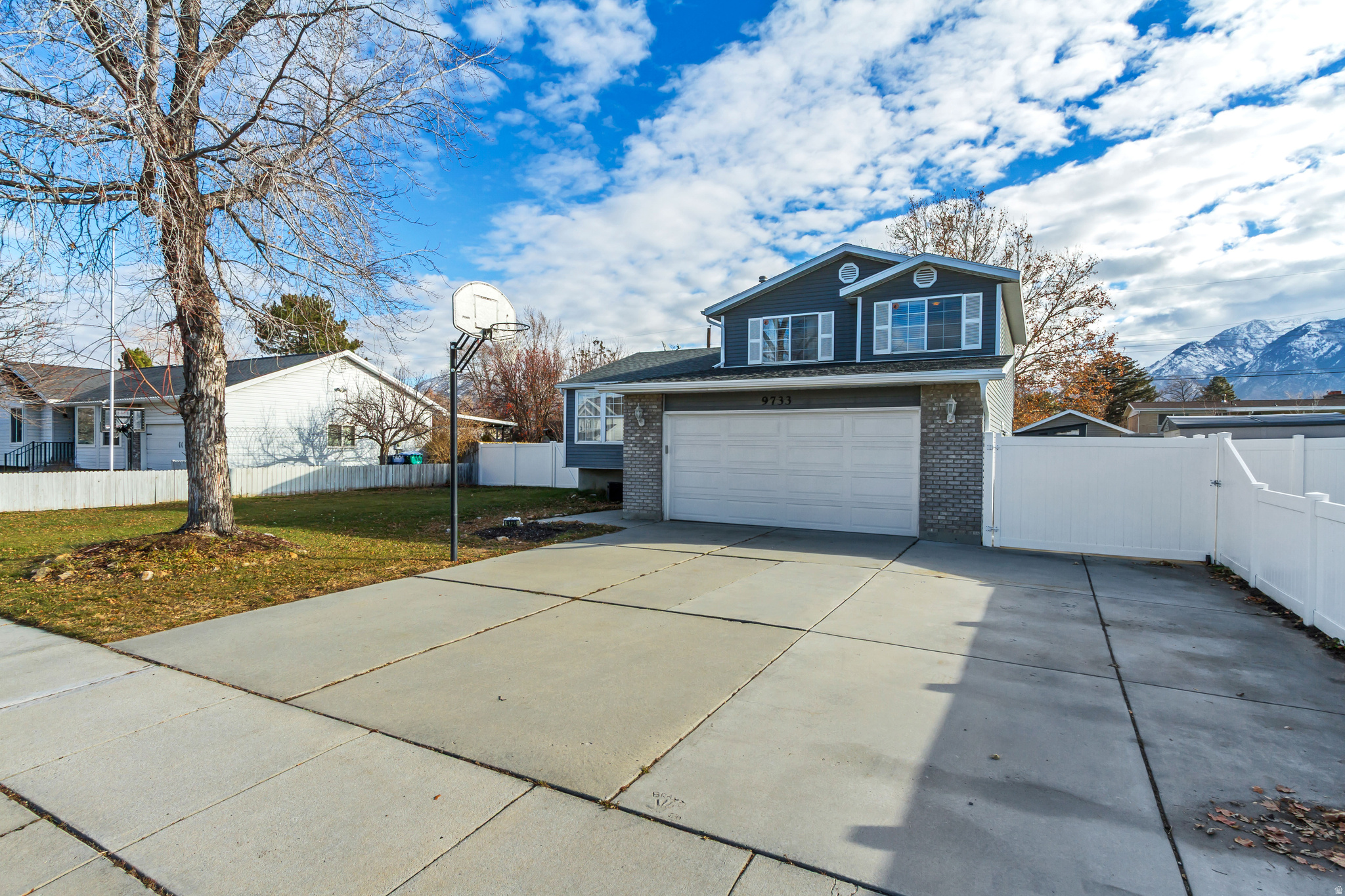 DAVID STREET #4 - Residential