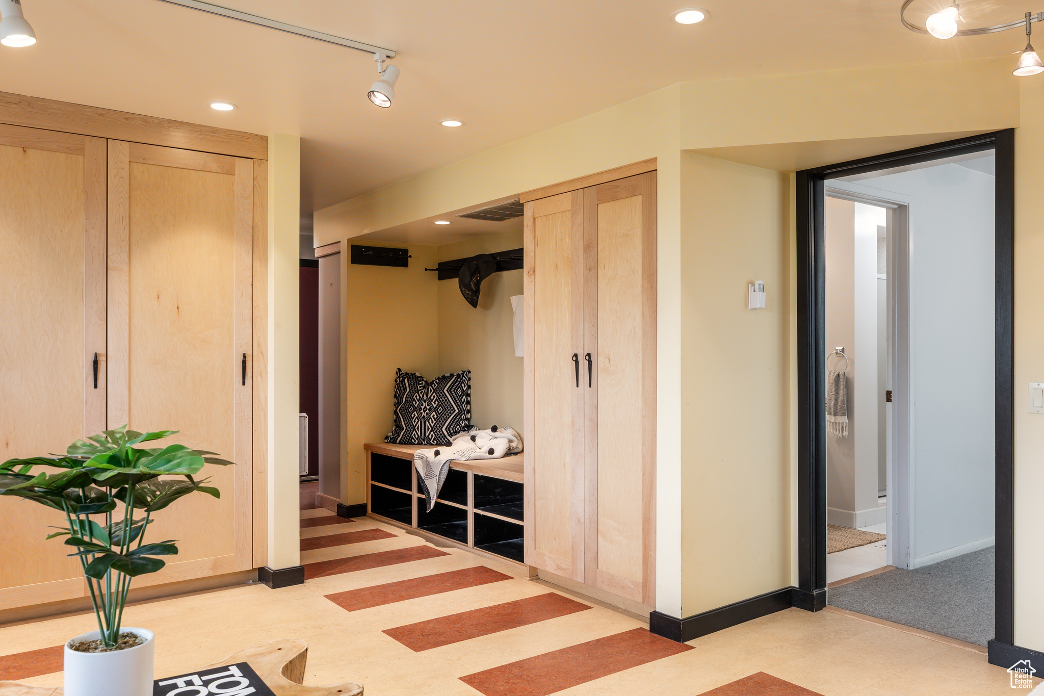 3665 S Eastwood Dr, Salt Lake City, Utah image 30