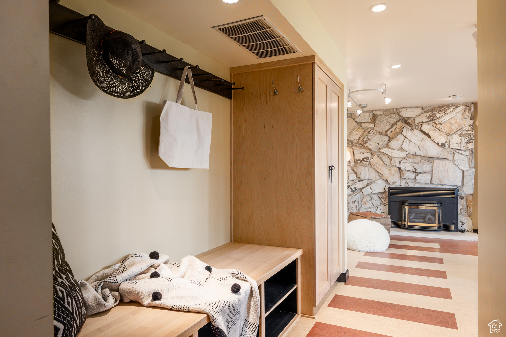3665 S Eastwood Dr, Salt Lake City, Utah image 34