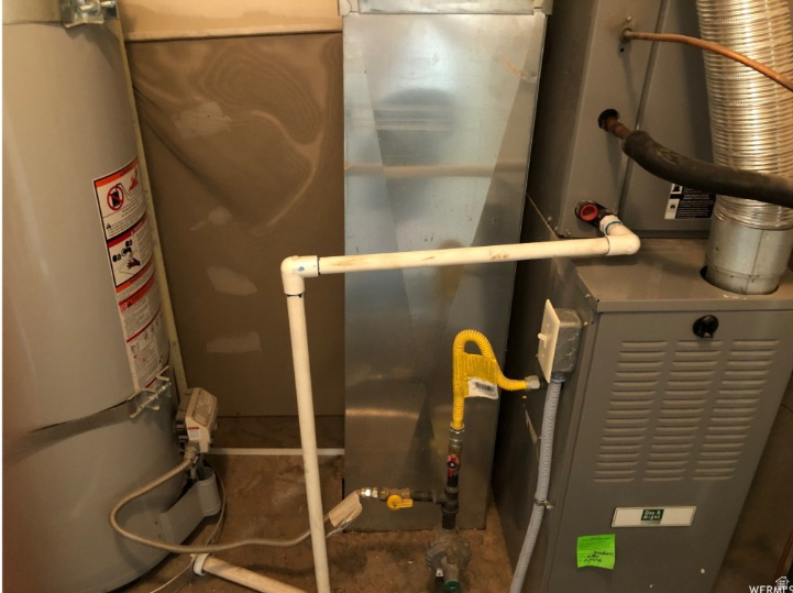 EDGEWATER AT GENEVA - Residential