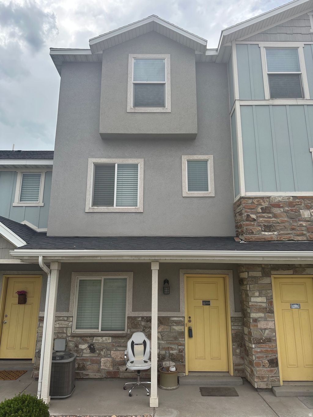 Photo of 204 N 750 E, Vineyard, UT 84059 (MLS # 2150149)