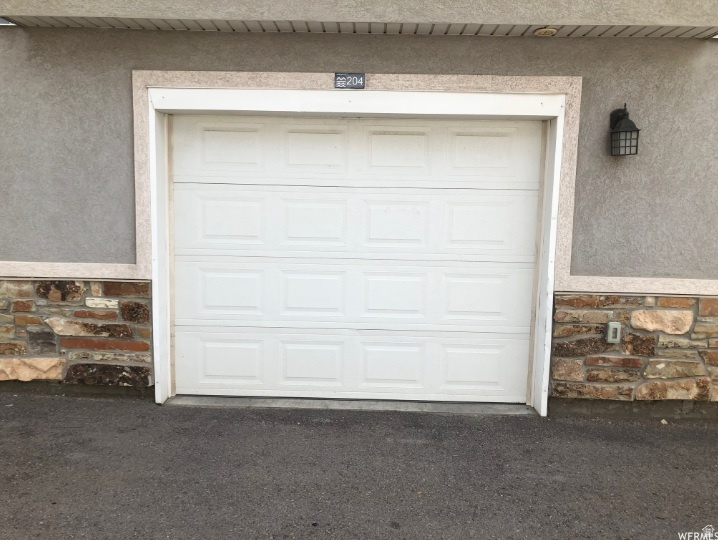 EDGEWATER AT GENEVA - Residential