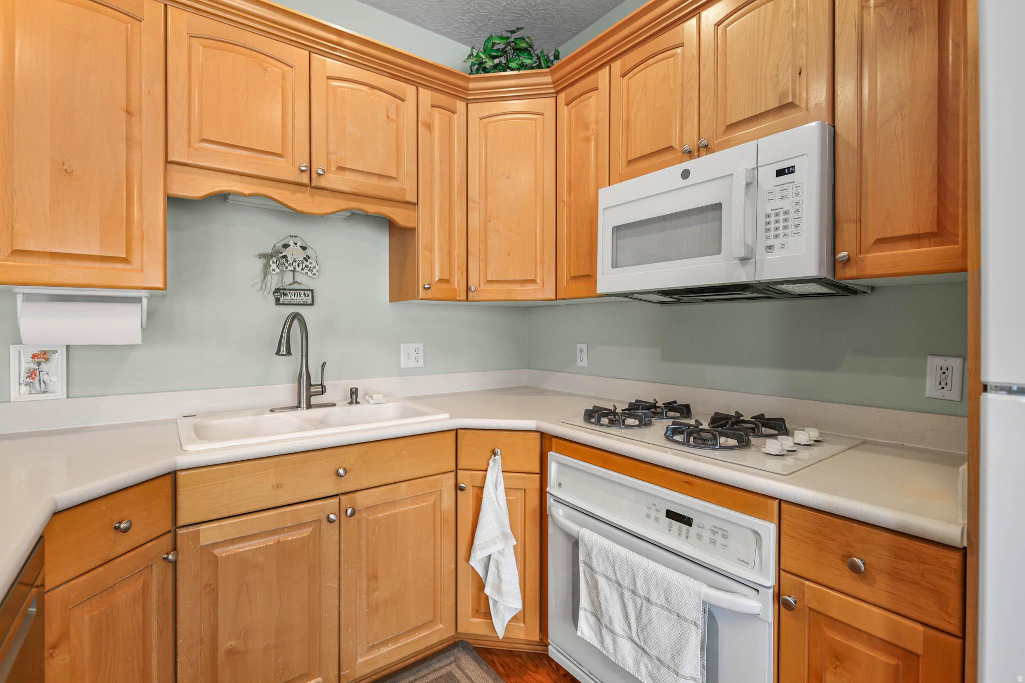 WHITE PINES PHASE 4 - Residential