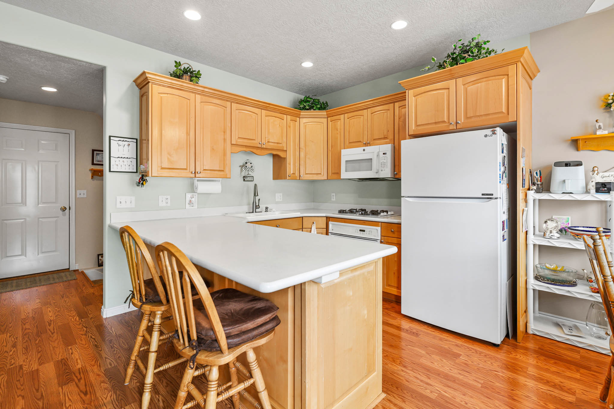 WHITE PINES PHASE 4 - Residential