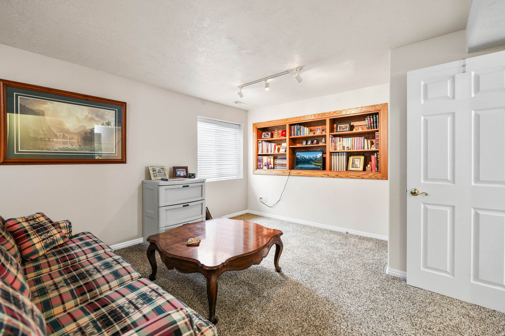 WHITE PINES PHASE 4 - Residential