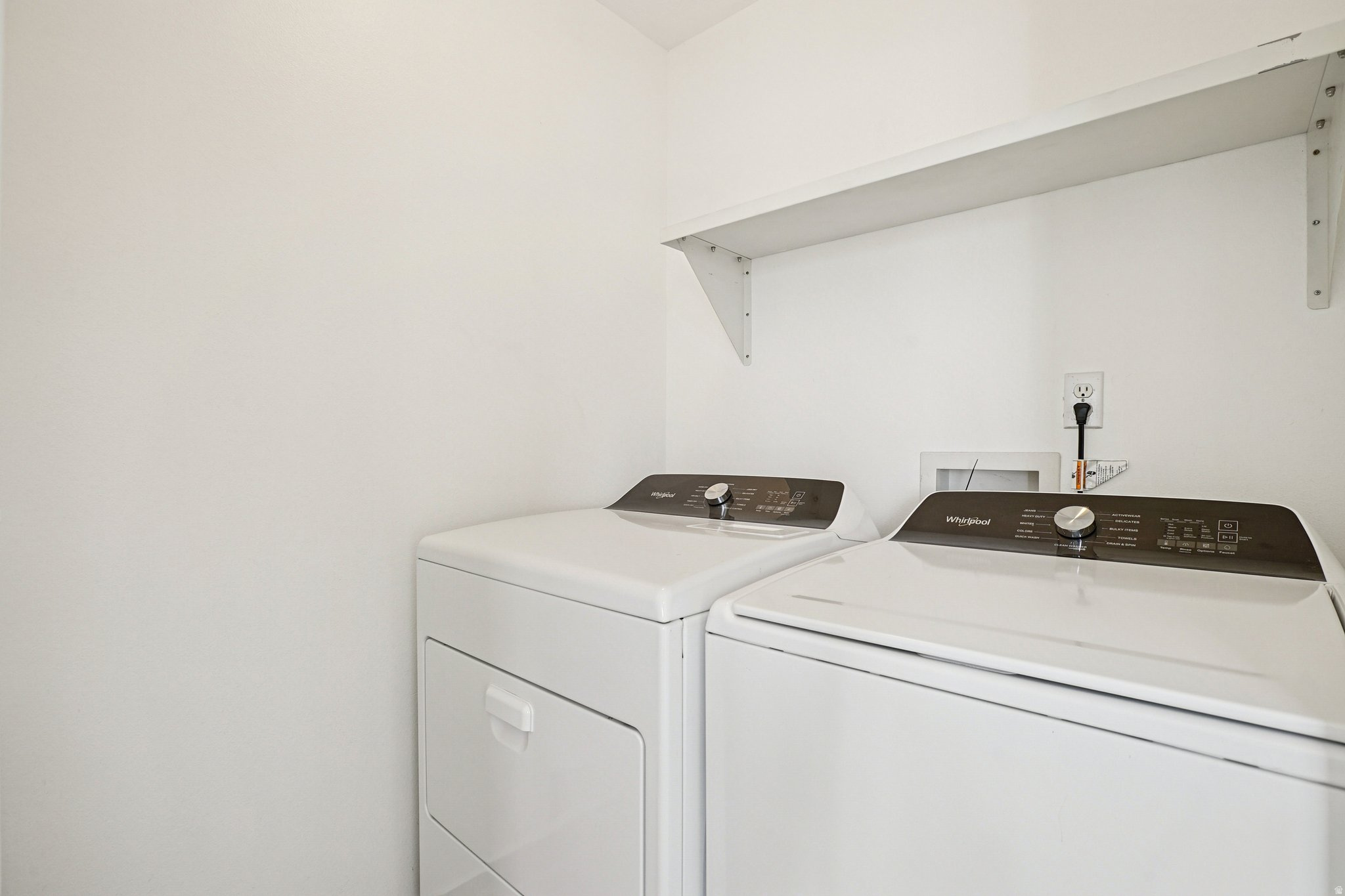 FLONETTE - Residential Income