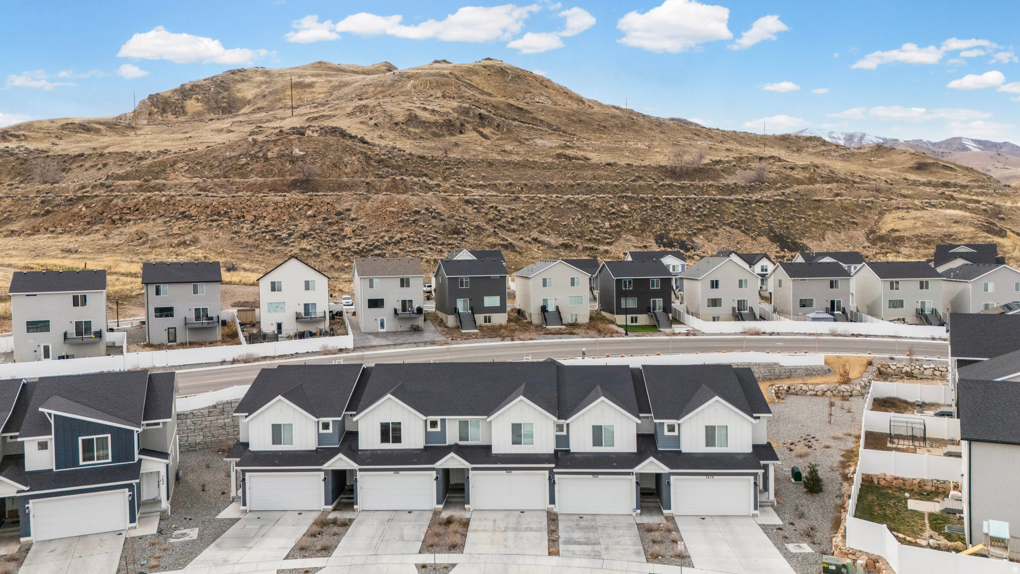 LITTLE VALLEY GATEWAY - Residential