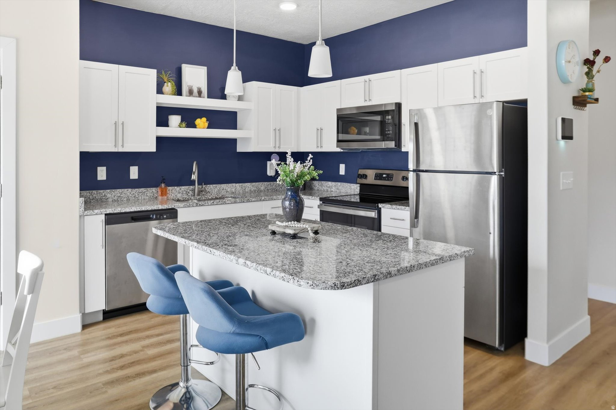 GLEN HOLLOW - Residential