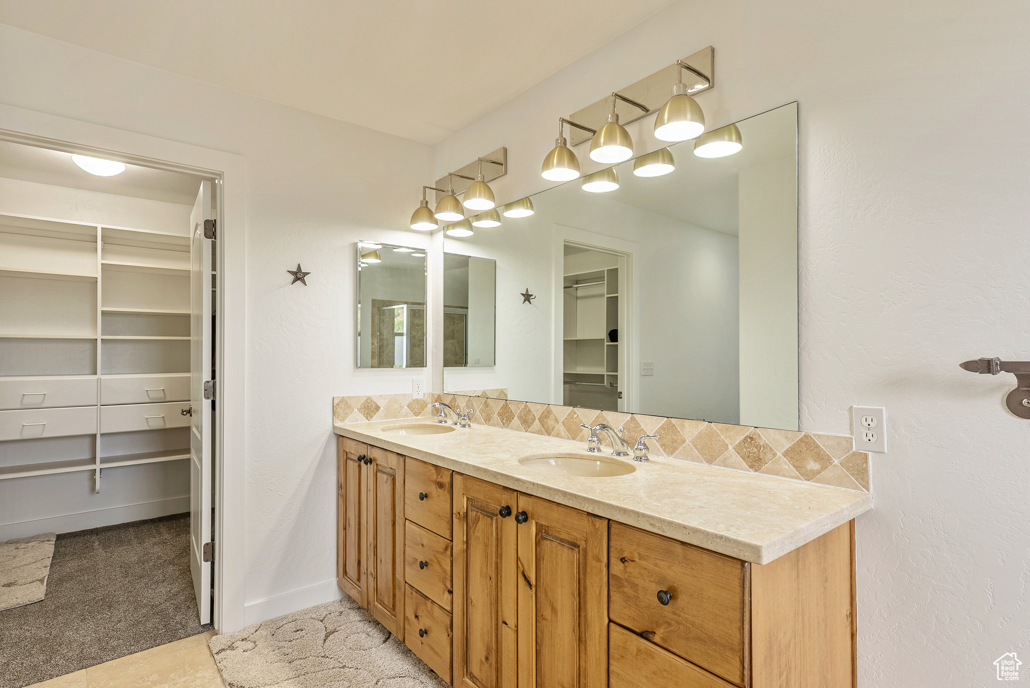 THE COVE @ SUN PEAK - Residential