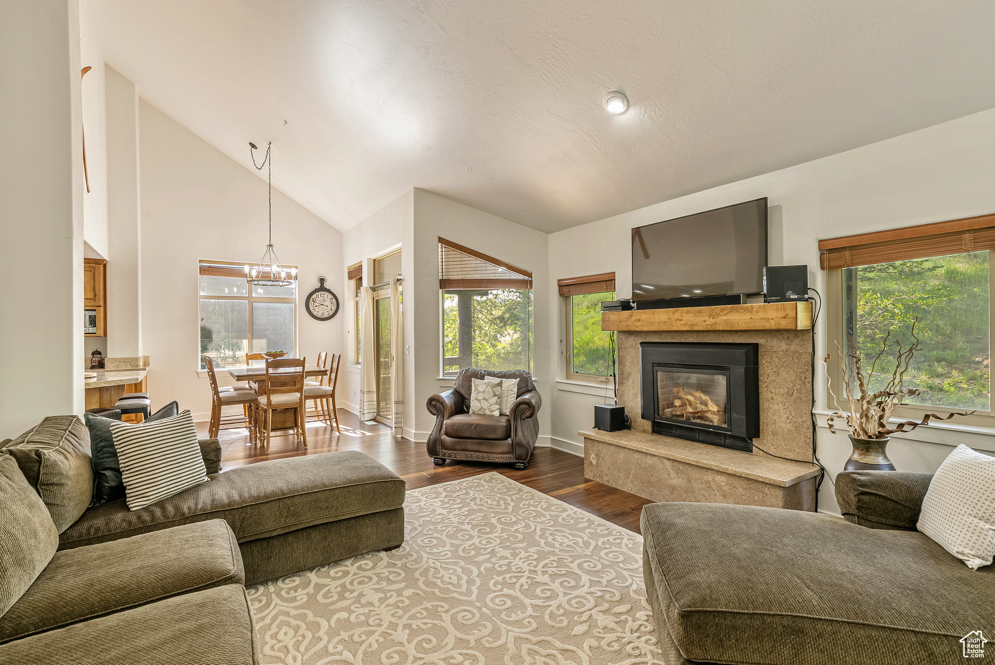 THE COVE @ SUN PEAK - Residential