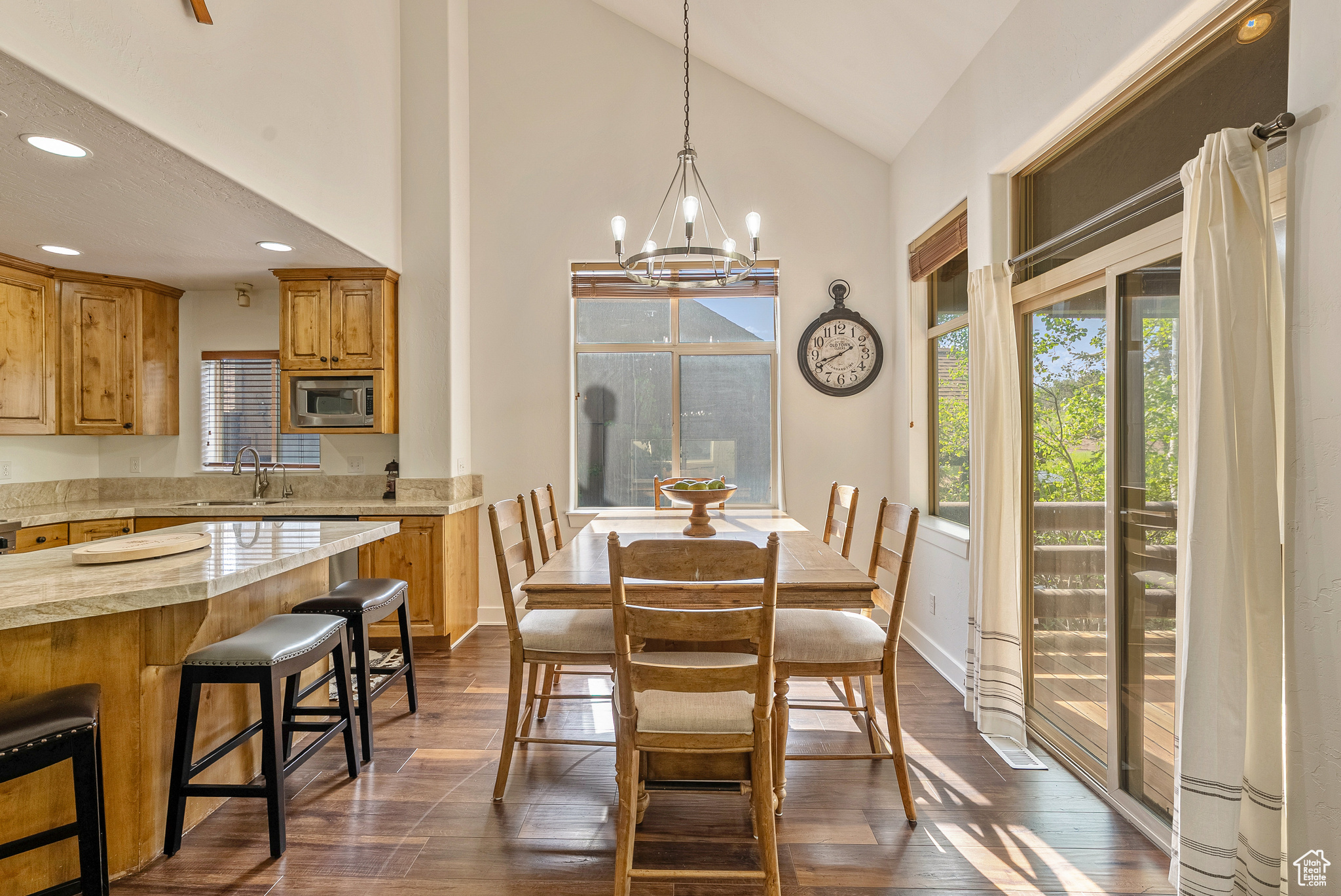 THE COVE @ SUN PEAK - Residential