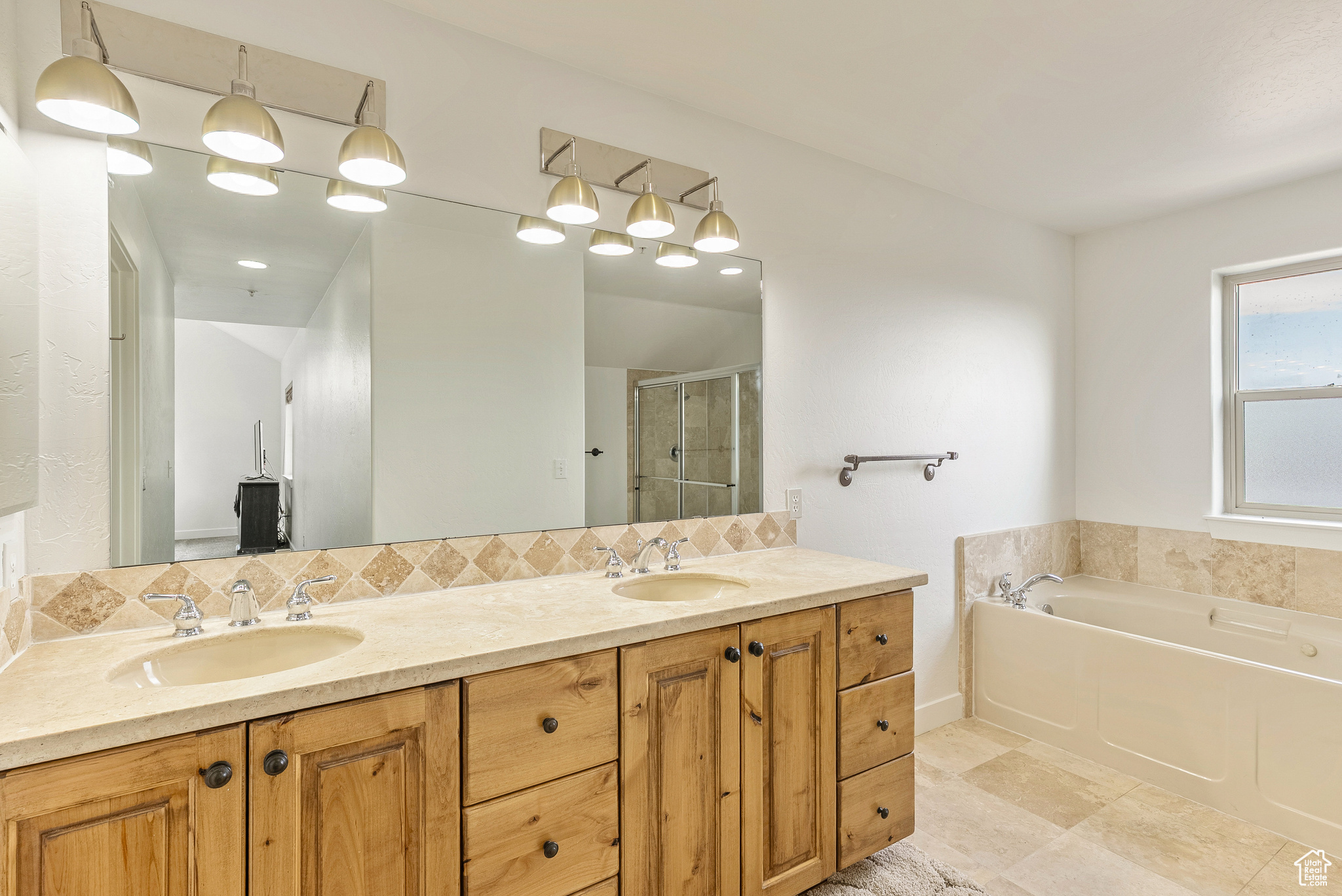 THE COVE @ SUN PEAK - Residential